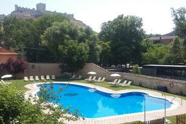 Azz Peñafiel Las Claras Hotel & Spa