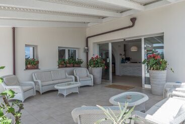 هتل Cala Reale