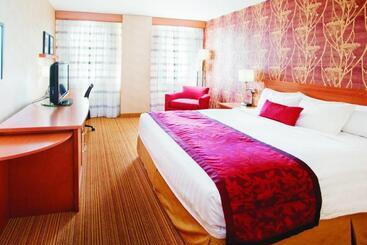 酒店 Courtyard By Marriott Edmonton Downtown