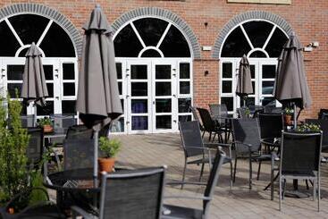 هتل Doubletree By Hilton York