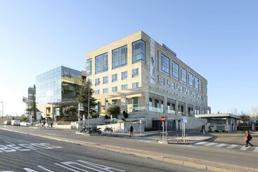 هتل Eurostars Madrid Congress