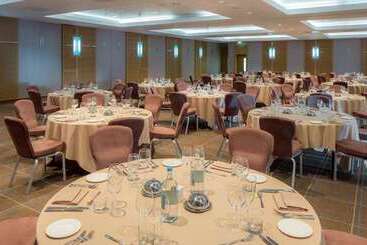 هتل Hilton London Canary Wharf