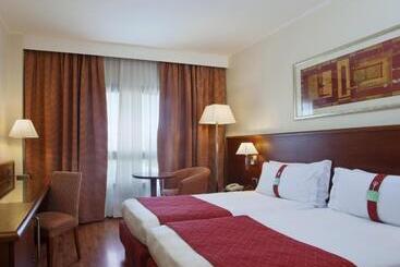 هتل Holiday Inn Cagliari, An Ihg