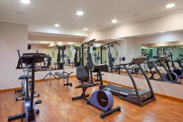 هتل Holiday Inn Cagliari, An Ihg