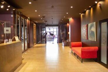 هتل Howard Johnson Plaza Jujuy