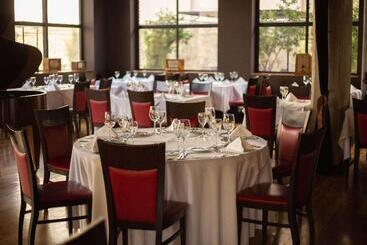 هتل Howard Johnson Plaza Jujuy