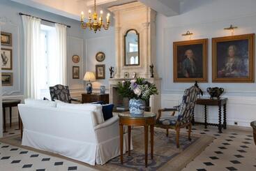هتل Hôtel De Toiras