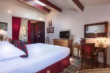 هتل Hôtel De Toiras
