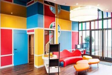 هتل Ibis Styles Paris La Défense Courbevoie