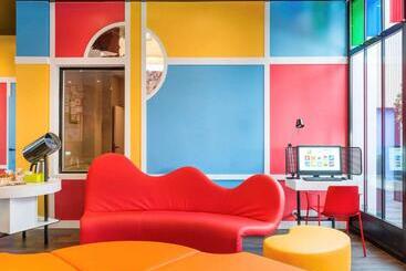 هتل Ibis Styles Paris La Défense Courbevoie