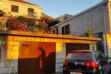 Отель Guesthouse Ivona