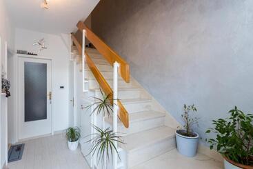 Отель Guesthouse Ivona