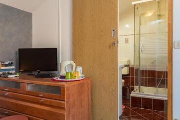 Отель Guesthouse Ivona