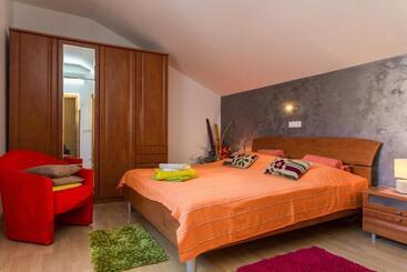 Отель Guesthouse Ivona