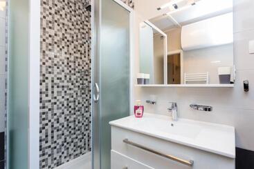 Отель Guesthouse Ivona