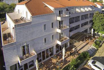 Отель Guesthouse Ivona