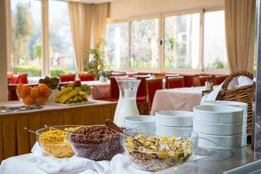 Отель Guesthouse Ivona
