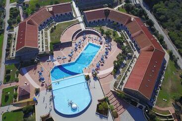 Hotel Le Tonnare Di Stintino  Beach Resort