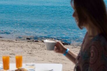 هتل Le Tonnare Di Stintino Beach Resort