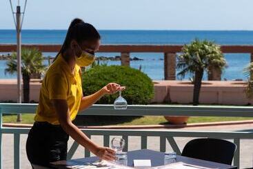 酒店 Le Tonnare Di Stintino  Beach Resort