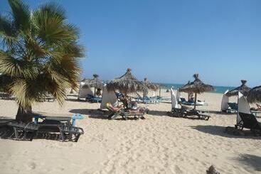 هتل Leme Bedje Residence