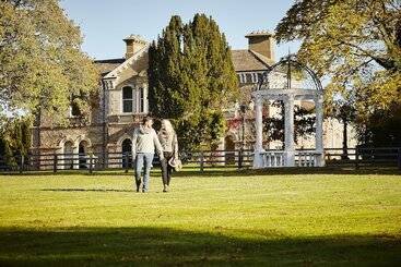 هتل Lyrath Estate