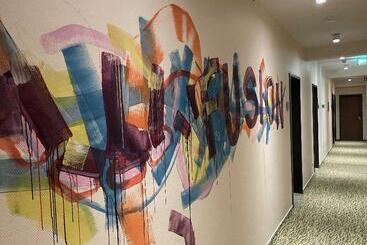 هتل Holiday Inn   The Niu, Fusion Hamburg St. Georg, An Ihg