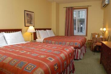 هتل Place Saint Bernard Mont Tremblant
