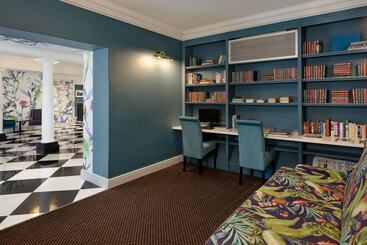 Protea Hotel By Marriott Franschhoek