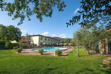 هتل Relais Dell'Olmo