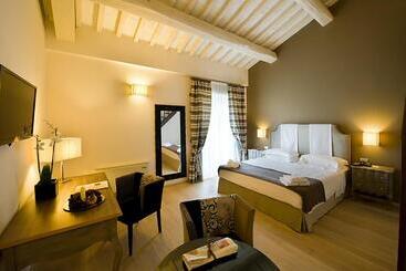 هتل Relais Dell'Olmo