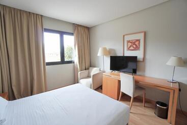 هتل Reston Valdemoro