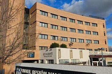 هتل Reston Valdemoro