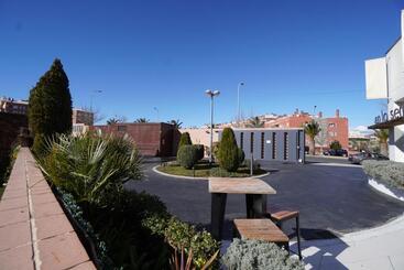 هتل Reston Valdemoro