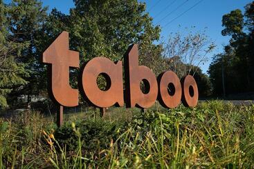 هتل Taboo Muskoka