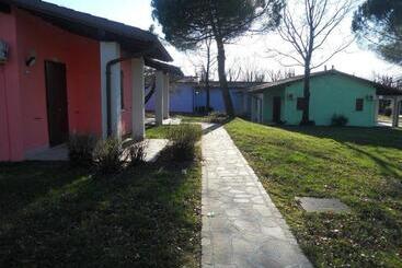 هتل The Garda Village