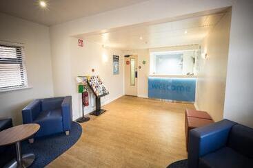 هتل Travelodge Waterford