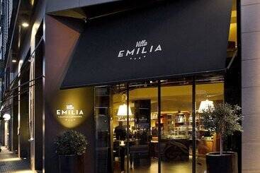 هتل Villa Emilia