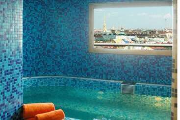 Kempinski Hotel Moika 22