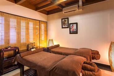 Warwick Le Lagon Resort & Spa, Vanuatu