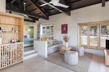 Warwick Le Lagon Resort & Spa, Vanuatu