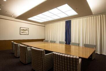 هتل Ana Crowne Plaza Yonago, An Ihg