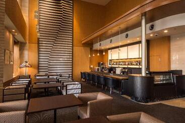 هتل Ana Crowne Plaza Yonago, An Ihg