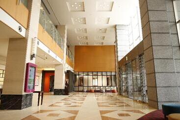 هتل Ana Crowne Plaza Yonago, An Ihg