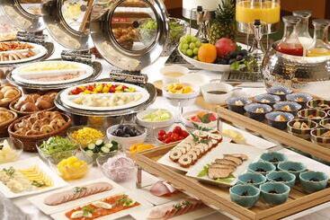 هتل Ana Crowne Plaza Yonago, An Ihg