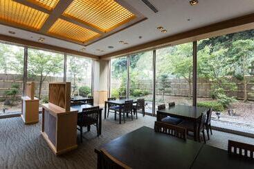 هتل Ana Crowne Plaza Yonago, An Ihg