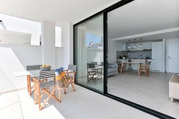 هتل & Apartaments Thalassa Sport & Spa