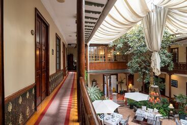 هتل Boutique Santa Lucia