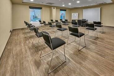 هتل City Express By Marriott Mexicali
