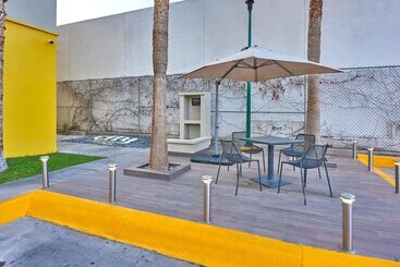 هتل City Express By Marriott Mexicali